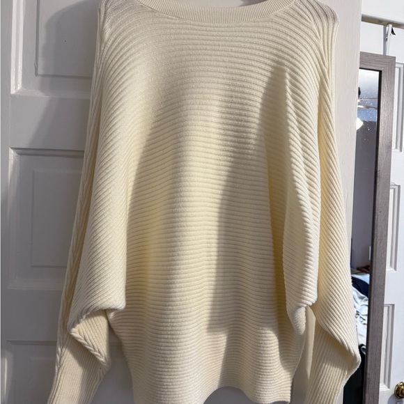 Cozy Cream Sweater - Picture 4 of 4